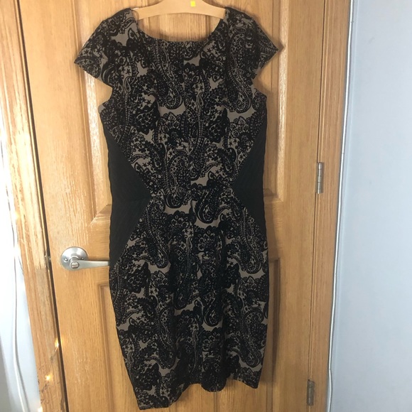 Black & Tan Bodycon Cocktail Dress - Picture 2 of 3